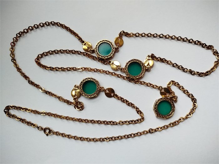 Винтажное колье с зелеными вставками 4153